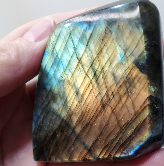 Labradorite Crystal Freeform 0.59 pounds - Picture 5 of 10